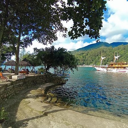 Pandu Lakeside Hotel Parapat Eksteriør bilde