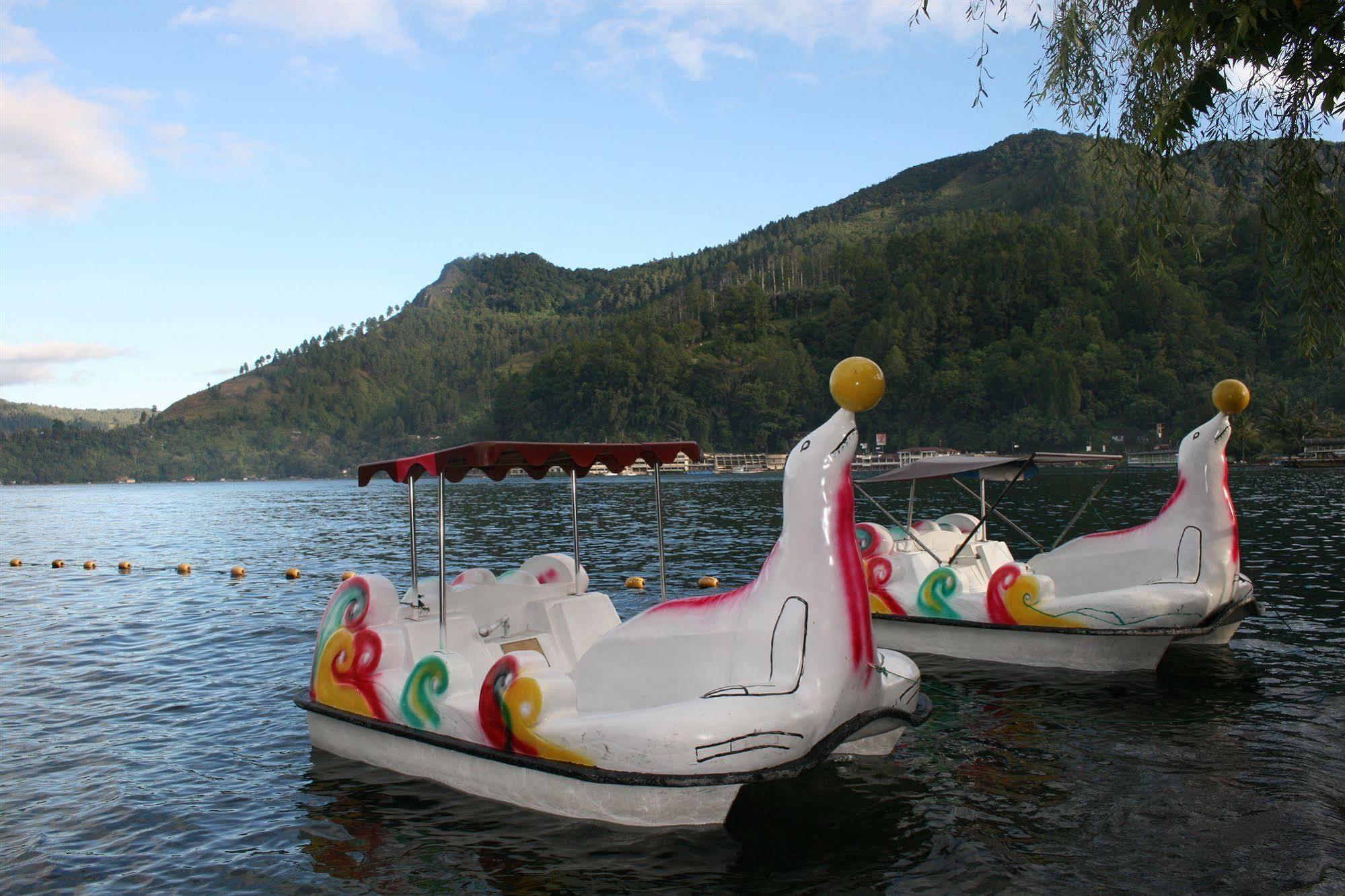 Pandu Lakeside Hotel Parapat Eksteriør bilde