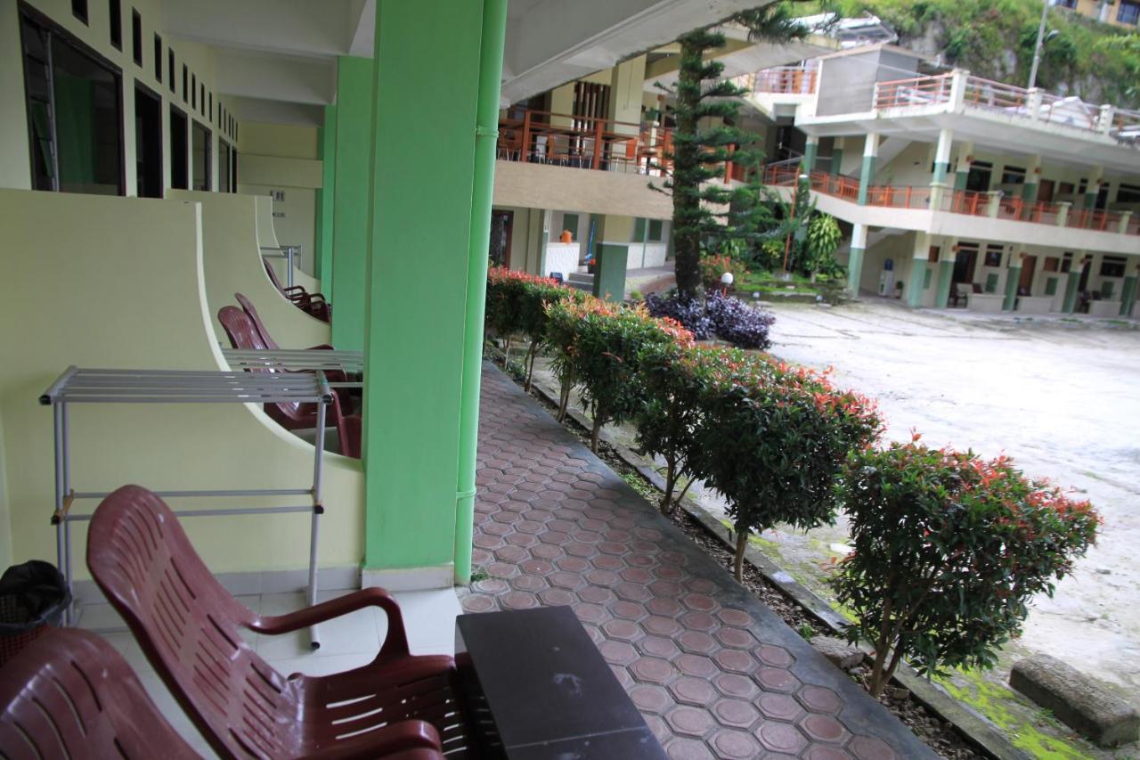 Pandu Lakeside Hotel Parapat Eksteriør bilde