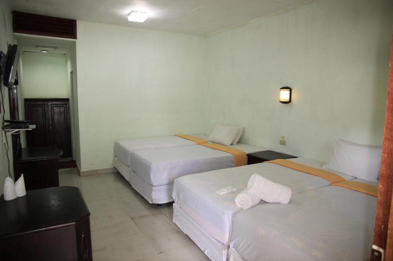 Pandu Lakeside Hotel Parapat Eksteriør bilde