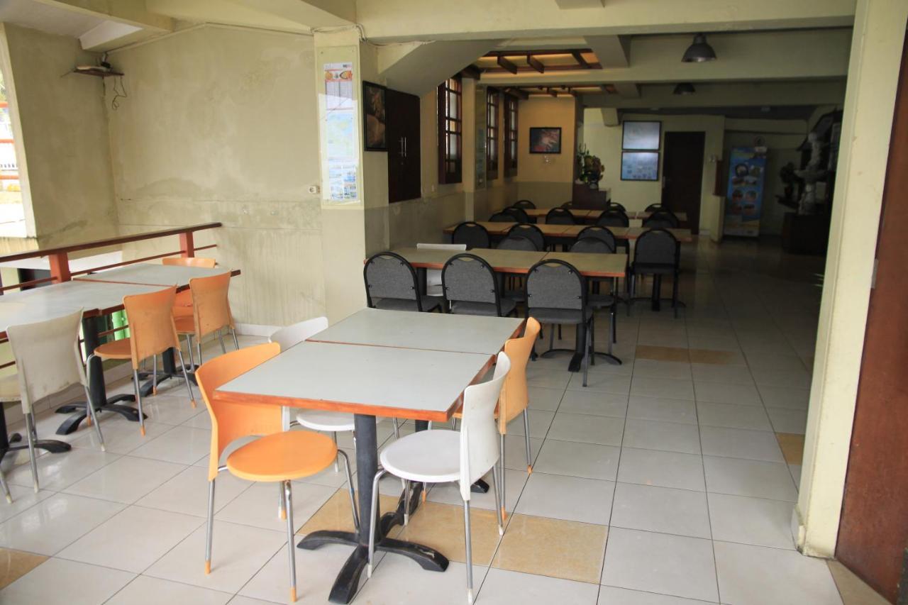 Pandu Lakeside Hotel Parapat Eksteriør bilde