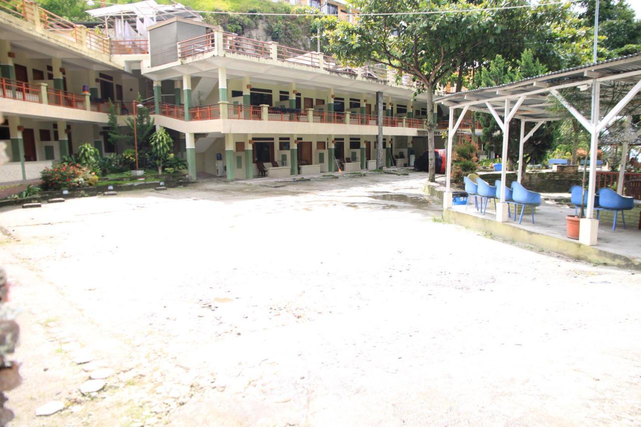 Pandu Lakeside Hotel Parapat Eksteriør bilde