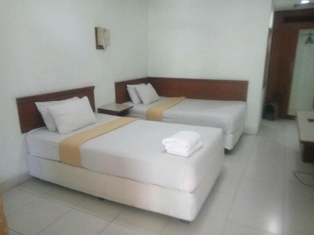 Pandu Lakeside Hotel Parapat Eksteriør bilde